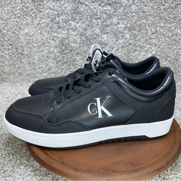 Calvin Klein Jeans Style COPPER-R SIZE 10 BLACK AND WHITESNEAKERS - Picture 1 of 5